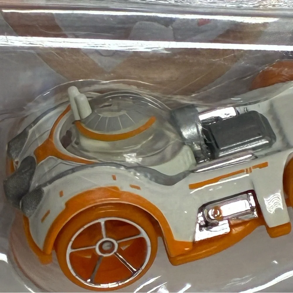 Hot Wheels Character Cars Star Wars BB-8 (BBGYB38) NEW